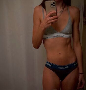 Full leaked Kelii gold private onlyfans photo