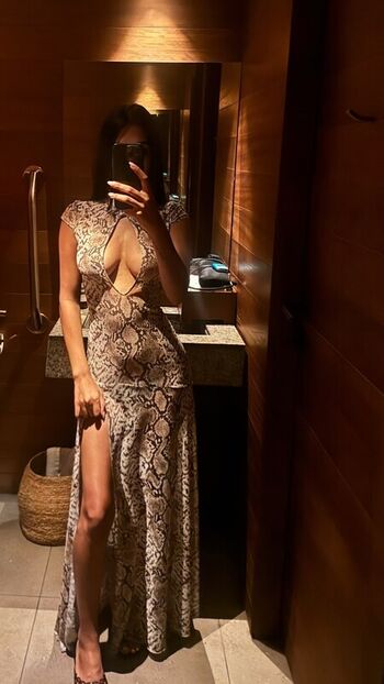 Full leaked Kelliexny private photo