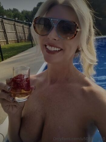 Full leaked Kelly b private photo