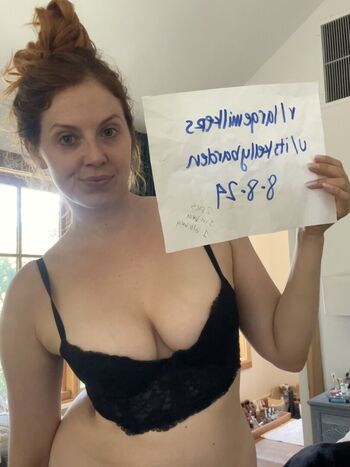 Full leaked Kelly barden private photo