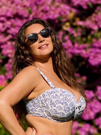 Full leaked Kelly brook page private onlyfans photo