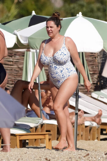 Full leaked Kelly brook page private photo