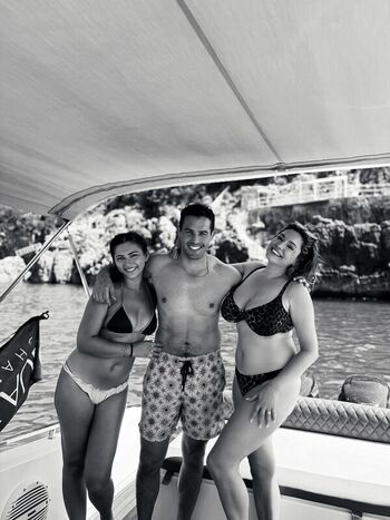 Full leaked Kelly brook page private photo