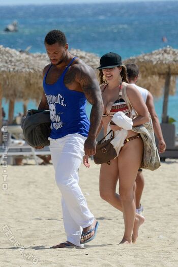 Full leaked Kelly brook page private photo