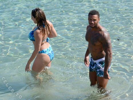 Full leaked Kelly brook page private photo