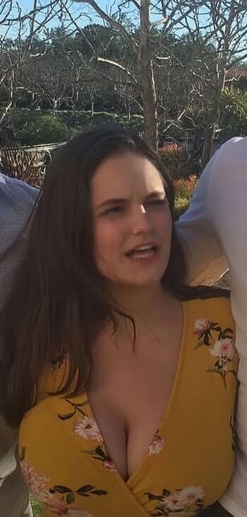 Full leaked Kelly collins private photo