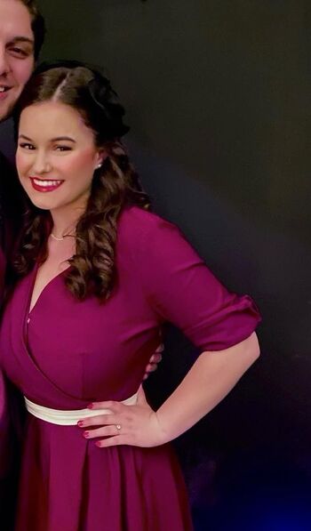 Full leaked Kelly collins private photo