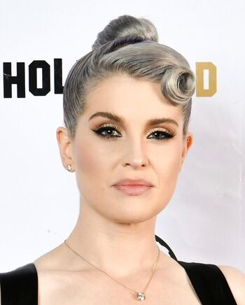 Full leaked Kelly osbourne private photo