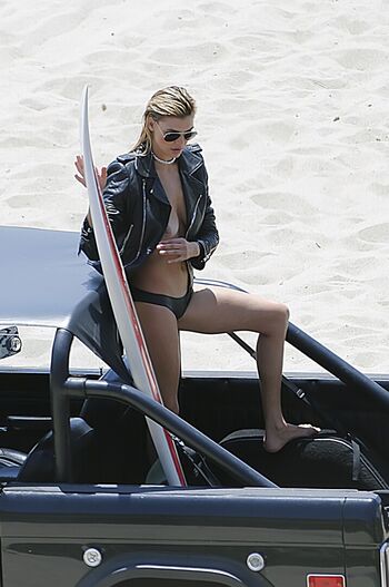 Full leaked Kelly rohrbach page private photo