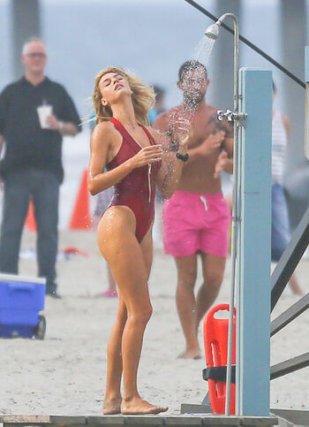Full leaked Kelly rohrbach private photo