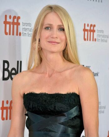 Kelly Rowan