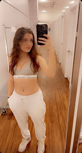 Full leaked Kelly salpeter private photo