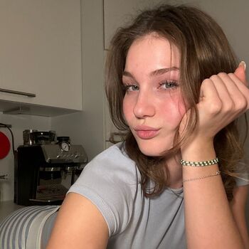 Full leaked Kellycntq private photo