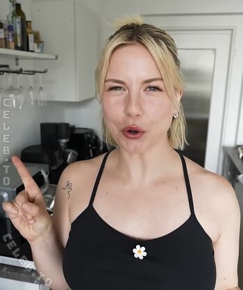 Full leaked Kellymissesvlog private photo