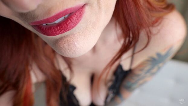 Full leaked Kellypayne private photo