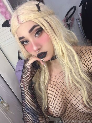 Full leaked Kellypink private photo