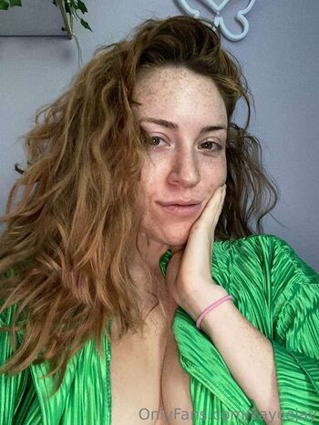 Full leaked Kelsievonshweets private photo