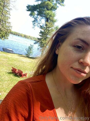 Full leaked Kelsievonshweets private photo
