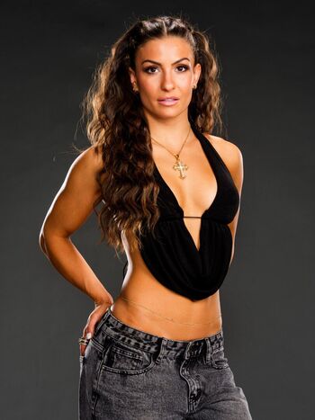 Full leaked Kendal grey private photo