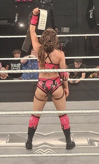 Full leaked Kendal grey private photo