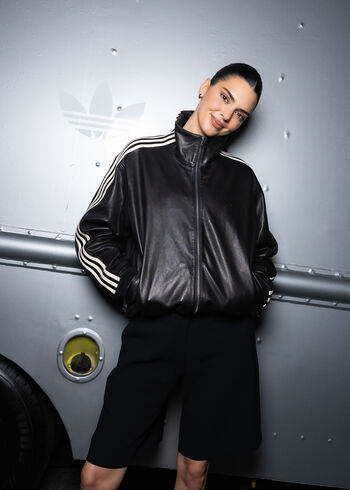 Full leaked Kendall jenner  page private onlyfans photo