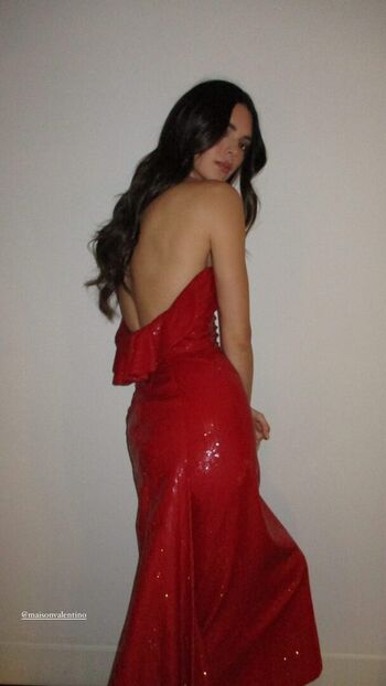 Full leaked Kendall jenner page private photo