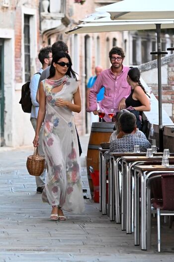 Full leaked Kendall jenner  page private photo