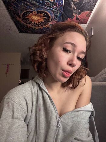 Full leaked Kennlilynn private photo