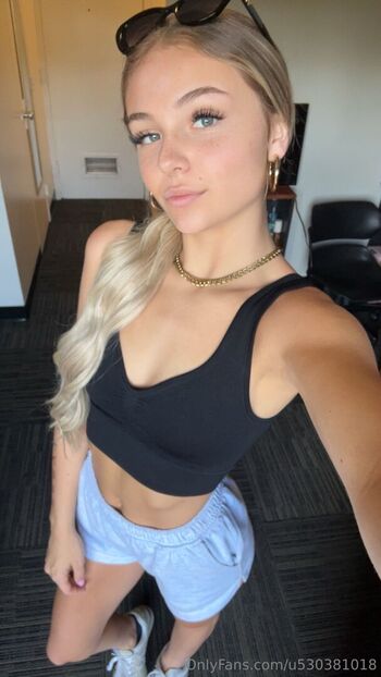 Full leaked Kenzieblake private onlyfans photo