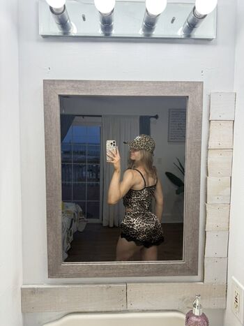 Full leaked Kenziefitnz private photo