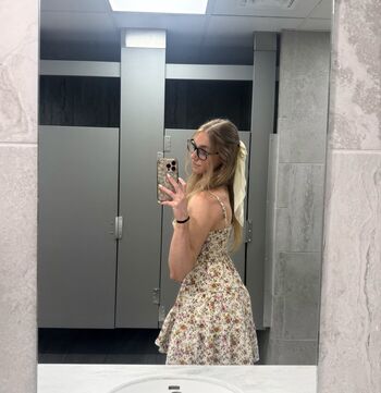 Full leaked Kenziefitnz private photo