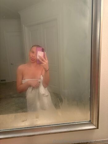 Full leaked Kenziesmithh private photo