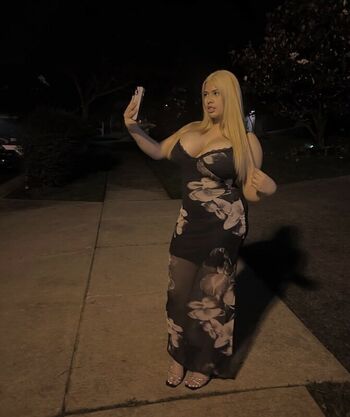 Full leaked Kerenmorales private photo