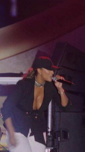 Full leaked Keri hilson private photo