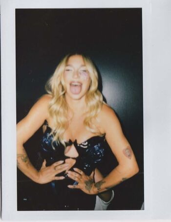 Full leaked Kesha page private photo