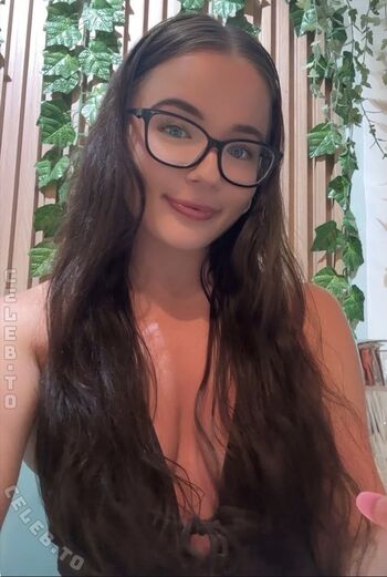 Full leaked Khiarna thompson private onlyfans photo