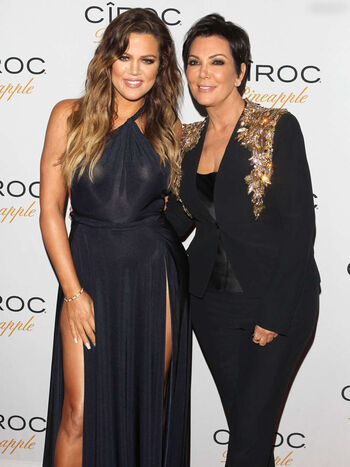 Full leaked Khlo kardashian private photo