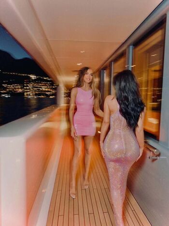 Full leaked Khloe kardashian page private photo