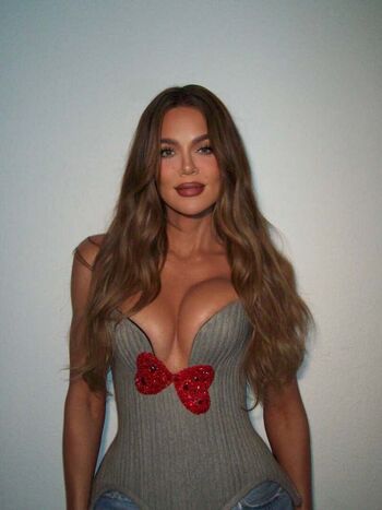Full leaked Khloe kardashian private photo