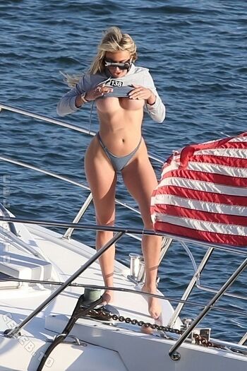 Full leaked Khloe terae page private onlyfans photo