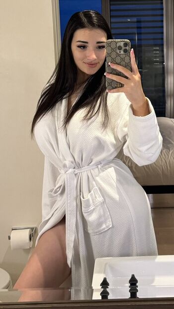 Full leaked Khloematta private photo