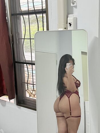 Full leaked Khunnicha private onlyfans photo