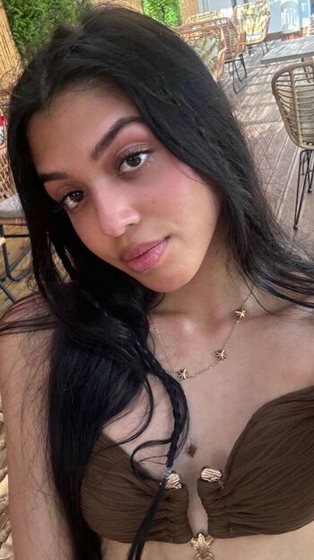Full leaked Khushi parpia private photo