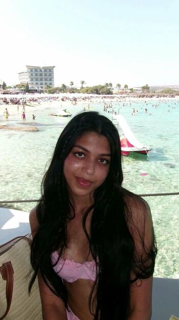 Full leaked Khushi parpia private photo