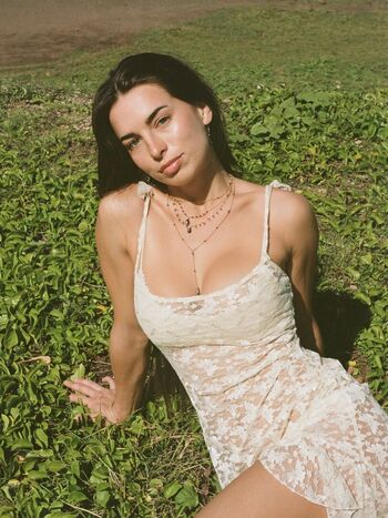 Full leaked Kialarenae private onlyfans photo