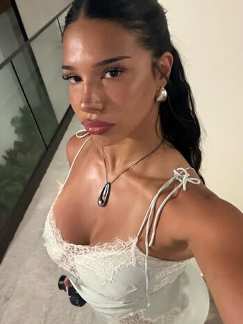 Full leaked Kiana dufour private photo