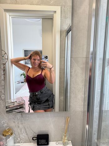 Full leaked Kiara djimsiti private photo