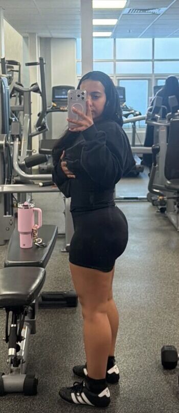 Full leaked Kiaralise private photo