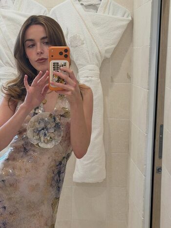 Full leaked Kiernan shipka private photo