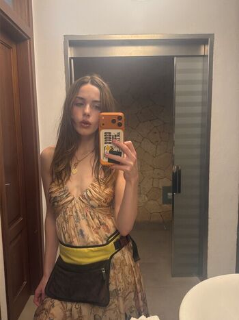 Full leaked Kiernan shipka page private photo